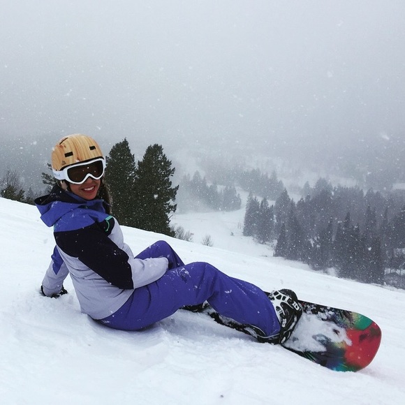 Meet your Posher, Angela - Picture 2 of 3